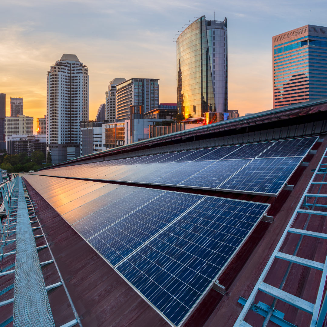 <p>Energia solar da comunidade para a comunidade. Poupe na conta de eletricidade enquanto contribui para o aumento da produção solar local.</p>
